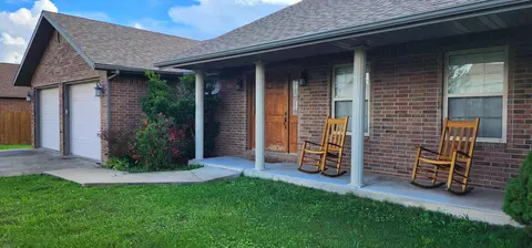Exterior - 703 Kenny St, Ava, MO 65608 photo 5 of 7