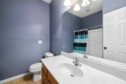 Bath - 200 N Meadowlark Dr, Willard, MO 65781 photo 5 of 5