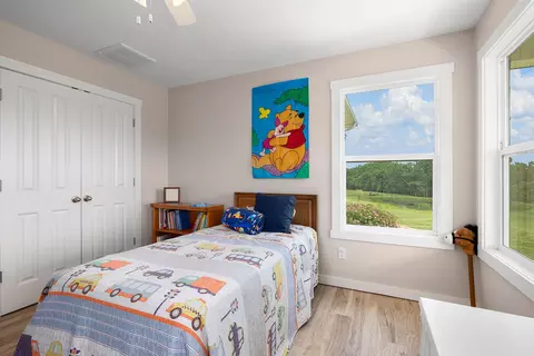 Bedroom - 995 Badger Rd, Oldfield, MO 65720 photo 6 of 8