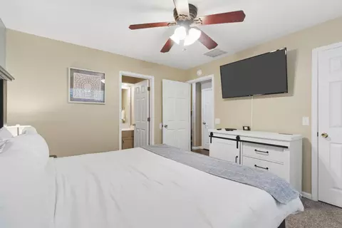 Bedroom - 129 The Blfs #33-4, Branson, MO 65616 photo 5 of 5