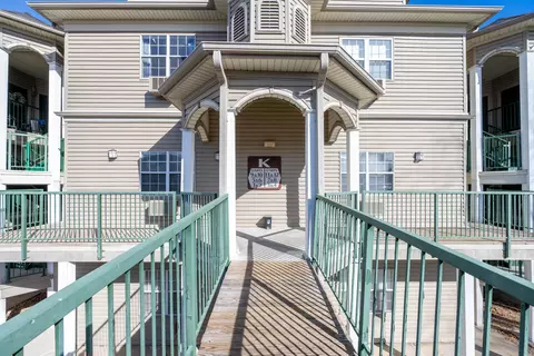 Exterior - 835 Fairview St #6, Branson, MO 65616 photo 2 of 4