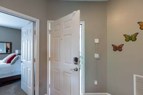 Entry Way - 835 Fairview St #6, Branson, MO 65616 photo 2 of 4