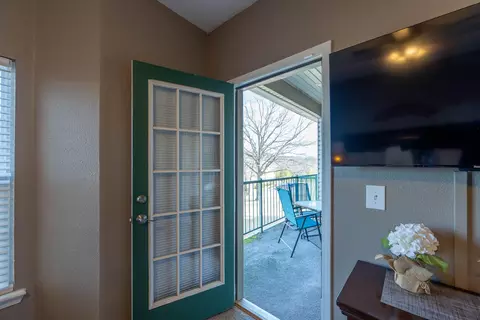 Entry Way - 835 Fairview St #6, Branson, MO 65616 photo 4 of 4