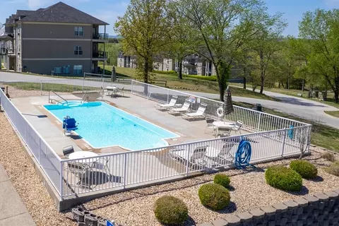 Exterior - 835 Fairview St #6, Branson, MO 65616 photo 4 of 4