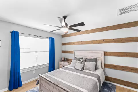 Bedroom - 2101 N Affirmed Ave, Springfield, MO 65802 photo 2 of 4