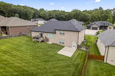 View/Area - 2101 N Affirmed Ave, Springfield, MO 65802 photo 3 of 5