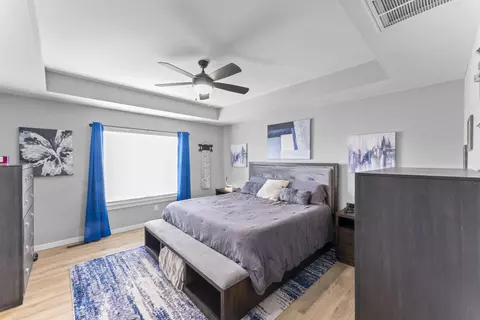 Bedroom - 2101 N Affirmed Ave, Springfield, MO 65802 photo 1 of 4
