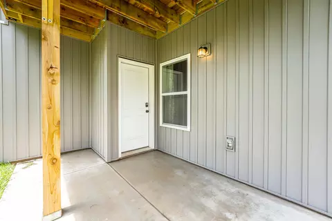 Exterior - 1444 E Macon St, Republic, MO 65738 photo 5 of 9