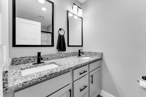 Bath - 1444 E Macon St, Republic, MO 65738 photo 1 of 3