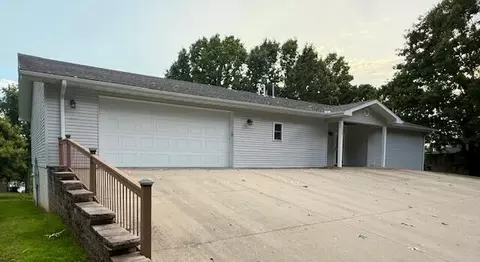 125 Gabriel Ln, Kirbyville, MO 65679