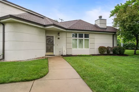Exterior - 123 Oak Dr #6, Branson, MO 65616 photo 1 of 4