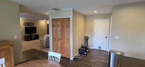 Entry Way - 6863 W Cactus St, Springfield, MO 65803 photo 1 of 1
