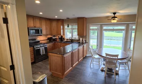 Kitchen - 6863 W Cactus St, Springfield, MO 65803 photo 4 of 4