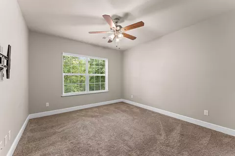 Bedroom - 156 Pinehurst Dr, Branson, MO 65616 photo 7 of 7