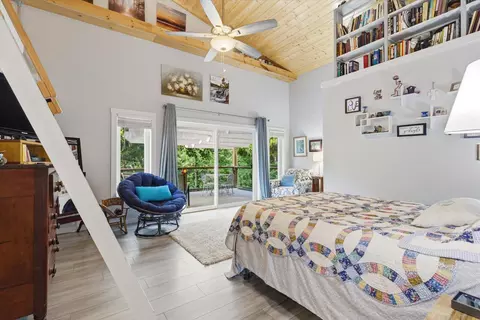 Bedroom - 552 Mark Trl, Sparta, MO 65753 photo 1 of 2