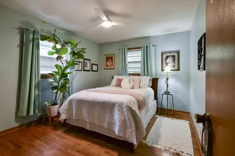 Bedroom - 1939 S Roanoke Ave, Springfield, MO 65807 photo 1 of 8