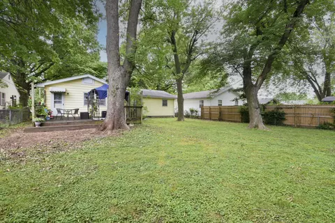 Exterior - 1939 S Roanoke Ave, Springfield, MO 65807 photo 5 of 9