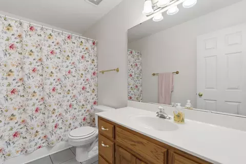 Bath - 3641 S Breech Ave, Springfield, MO 65807 photo 4 of 4
