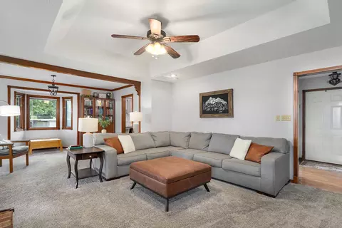 Living - 5935 S Geronimo Dr, Springfield, MO 65810 photo 2 of 2