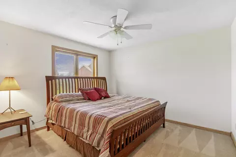 Bedroom - 3733 E Cromwell Ln, Springfield, MO 65802 photo 2 of 4