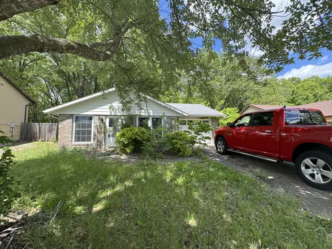 5406 Bagnall Dr, Jefferson City, MO 65109