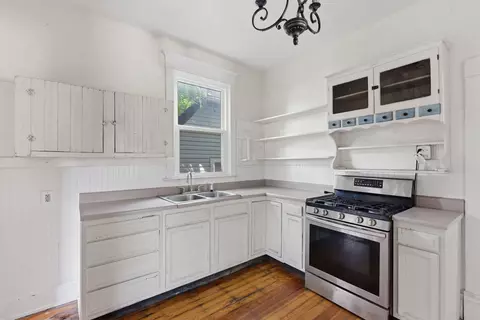 Kitchen - 901 N Concord Ave, Springfield, MO 65802 photo 2 of 4