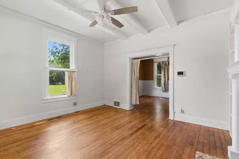 Living - 901 N Concord Ave, Springfield, MO 65802 photo 1 of 4