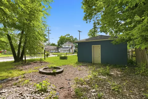 Exterior - 901 N Concord Ave, Springfield, MO 65802 photo 8 of 8