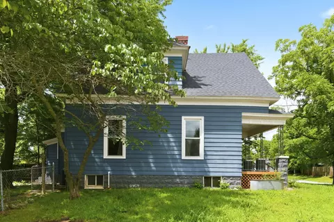 Exterior - 901 N Concord Ave, Springfield, MO 65802 photo 3 of 8