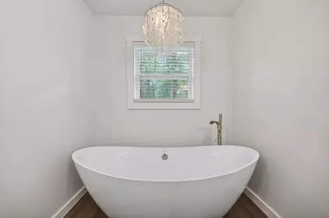 Bath - 167 Shewanano Loop, Marshfield, MO 65706 photo 4 of 8