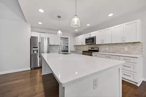 Kitchen - 167 Shewanano Loop, Marshfield, MO 65706 photo 2 of 7