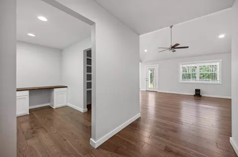 Entry Way - 167 Shewanano Loop, Marshfield, MO 65706 photo 1 of 3