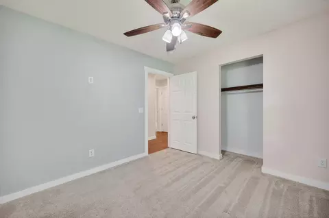 Bedroom - 167 Shewanano Loop, Marshfield, MO 65706 photo 3 of 8