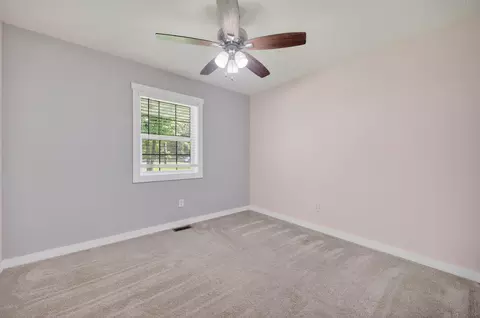 Bedroom - 167 Shewanano Loop, Marshfield, MO 65706 photo 2 of 8