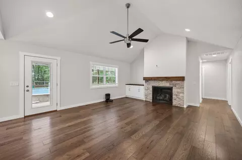 Living - 167 Shewanano Loop, Marshfield, MO 65706 photo 1 of 3