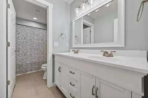 Bath - 167 Shewanano Loop, Marshfield, MO 65706 photo 6 of 8