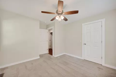 Bedroom - 167 Shewanano Loop, Marshfield, MO 65706 photo 5 of 8