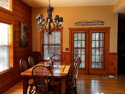 Dining - 264 Oak Ridge Rd, Branson, MO 65616 photo 2 of 2