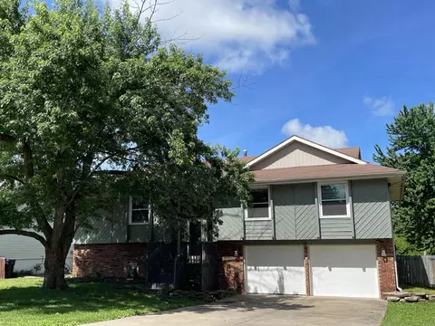 3859 S Hillcrest Ave, Springfield, MO 65807