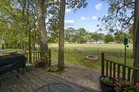 Exterior - 680 E Trakel Pl, Springfield, MO 65810 photo 11 of 15