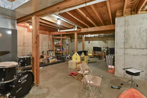 Other - 680 E Trakel Pl, Springfield, MO 65810 photo 8 of 9