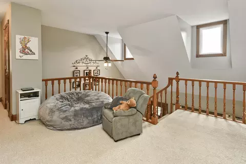 Entry Way - 680 E Trakel Pl, Springfield, MO 65810 photo 6 of 6