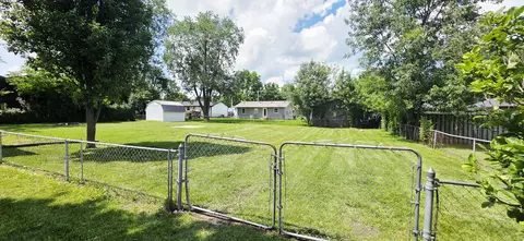Exterior - 703 E Jackson St, Marshfield, MO 65706 photo 2 of 6