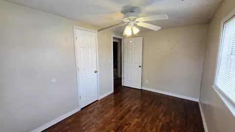 Bedroom - 703 E Jackson St, Marshfield, MO 65706 photo 3 of 4