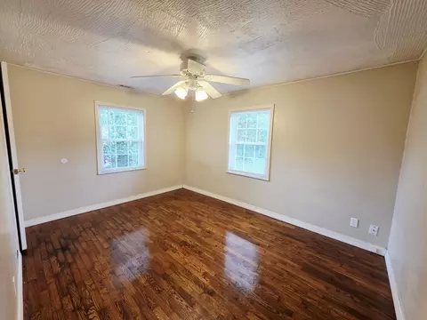 Bedroom - 703 E Jackson St, Marshfield, MO 65706 photo 2 of 4