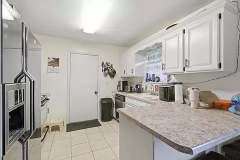 Kitchen - 237 Dean St, Sparta, MO 65753 photo 1 of 3