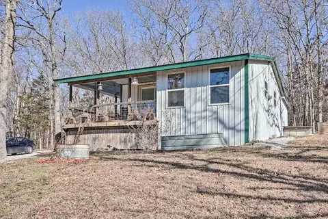 3142 Fishin Hole Rd, Flemington, MO 65650