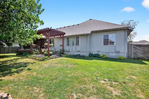 Exterior - 1699 E New Madrid, Republic, MO 65738 photo 8 of 9