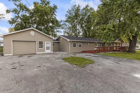 220 W Anderson St, Republic, MO 65738