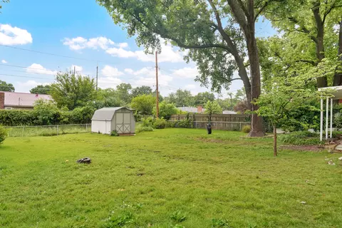 Exterior - 2445 S Ferguson Ave, Springfield, MO 65807 photo 6 of 11